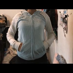 Baby blue vs PINK sweater